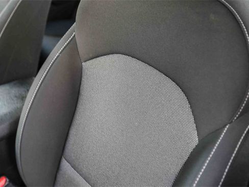 Used 2022 Kia Forte LXS image 19