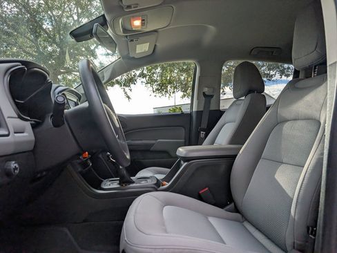 Used 2022 Chevrolet Colorado W/T w/ Custom Special Edition image 16