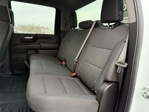 Used 2025 Chevrolet Silverado 2500 W/T image 15