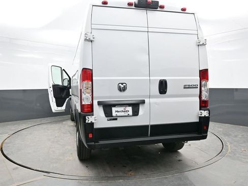 Used 2025 RAM ProMaster 2500 w/ Convenience Group FWD image 42