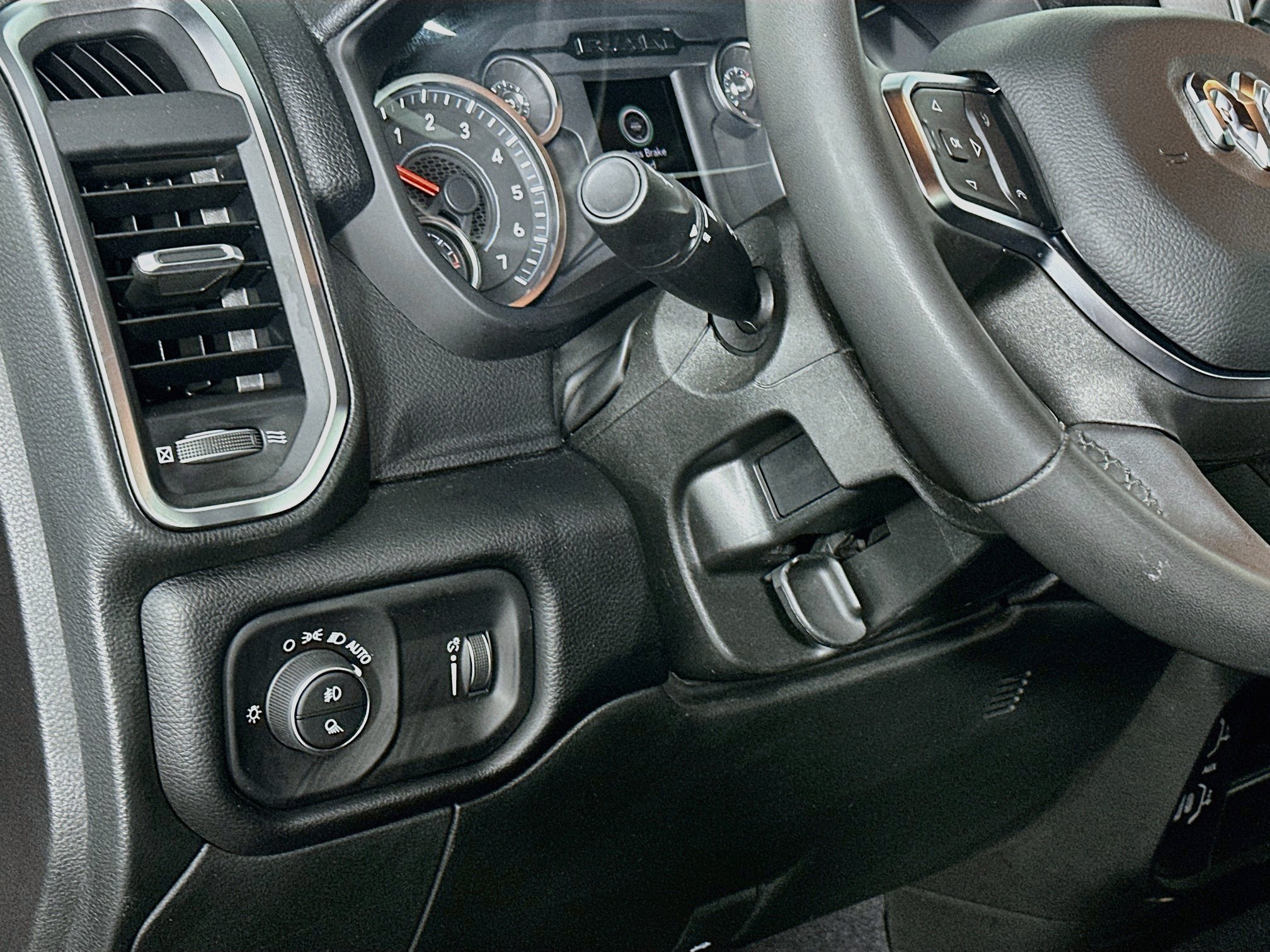 Used 2026 RAM 2500 Big Horn AWD/4WD image 16