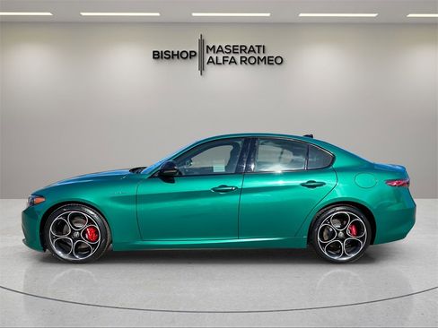 New 2025 Alfa Romeo Giulia image 4