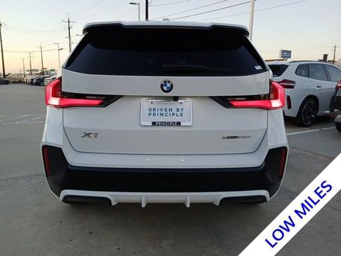 Certified 2025 BMW X1 xDrive28i w/ M Sport Package image 8