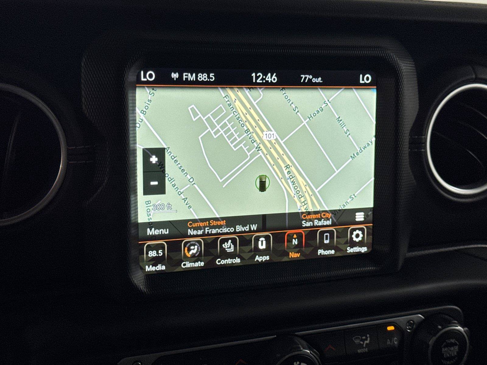 Used 2021 Jeep Wrangler Unlimited Sahara w/ Cold Weather Group AWD/4WD image 18