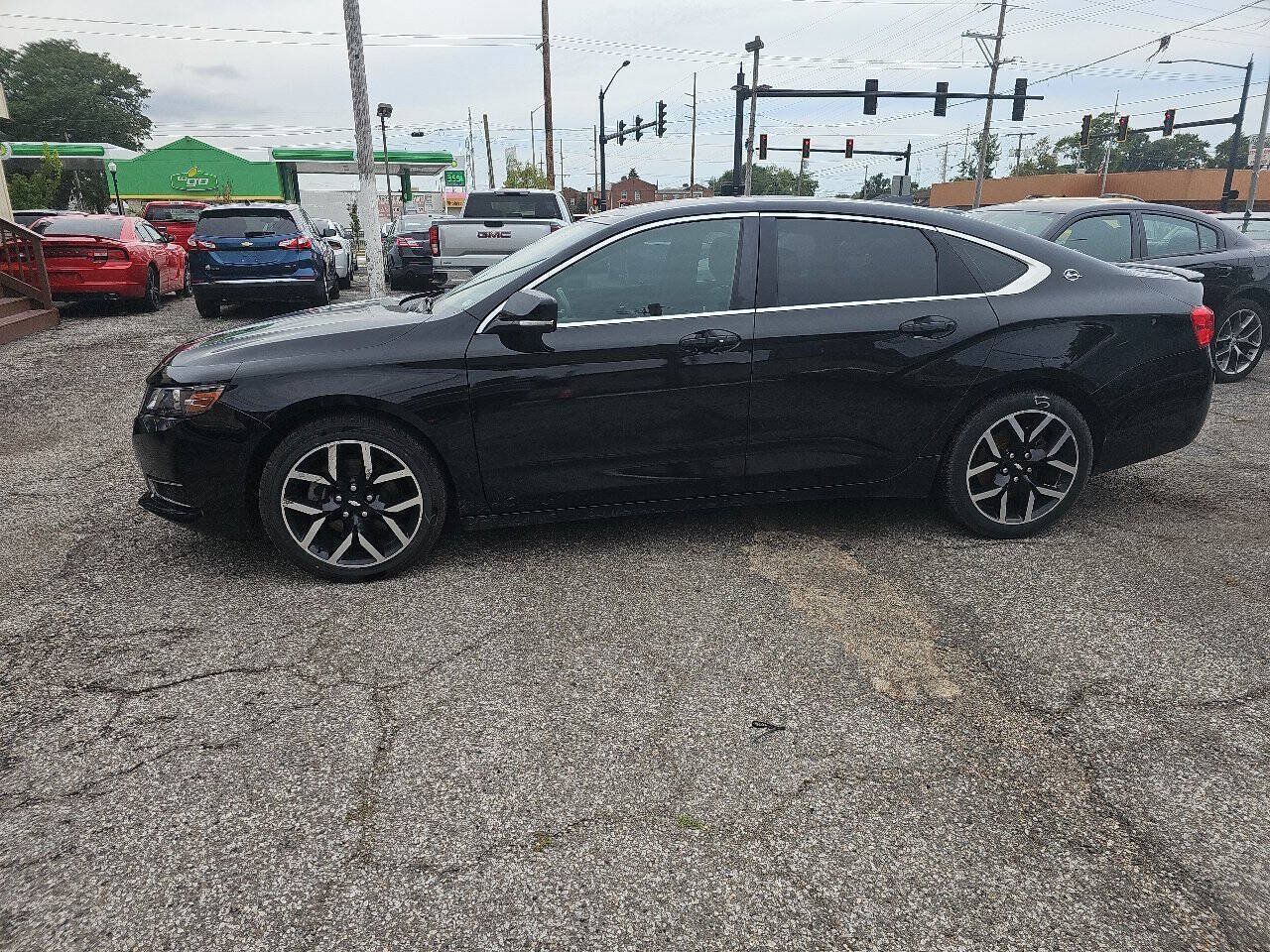 Used 2016 Chevrolet Impala LT FWD image 5