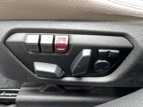 Used 2012 BMW 335i Sedan RWD image 17