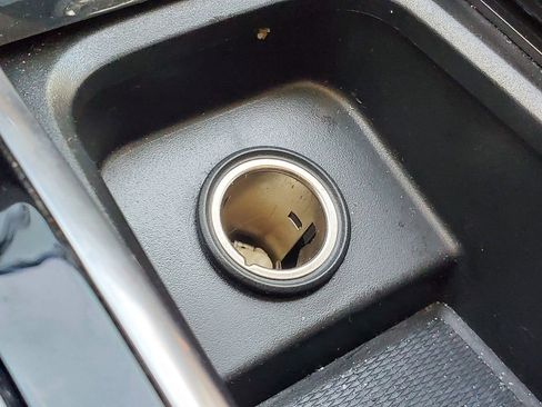 Certified 2024 Volvo XC90 B5 Plus image 25