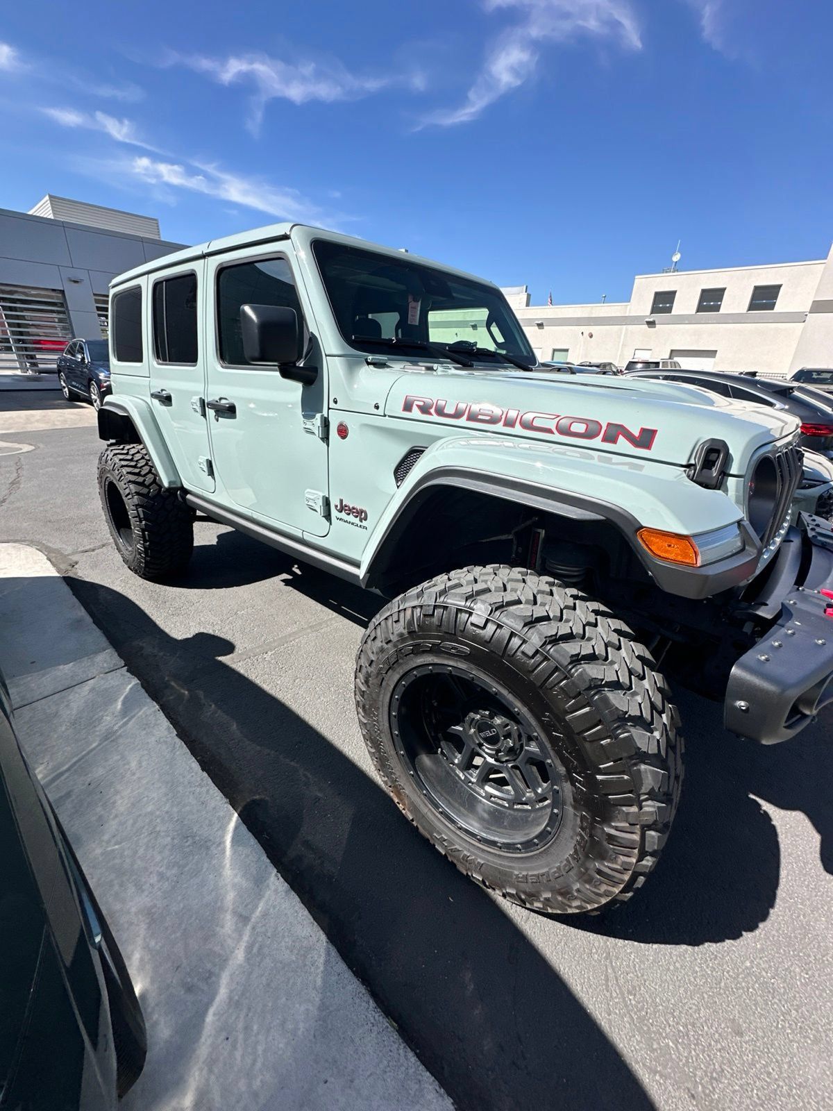 Used 2024 Jeep Wrangler Unlimited Rubicon AWD/4WD image 3