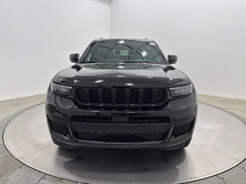 New 2025 Jeep Grand Cherokee L Altitude AWD/4WD image 2
