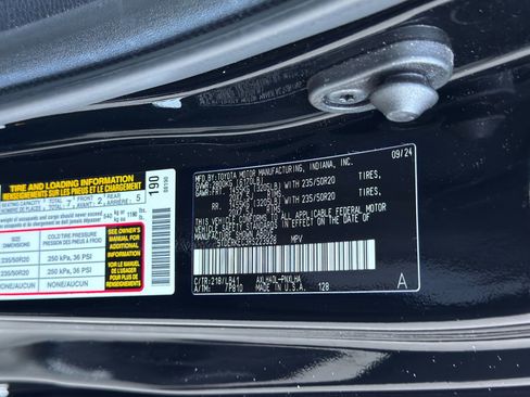 Used 2024 Toyota Sienna Platinum image 49