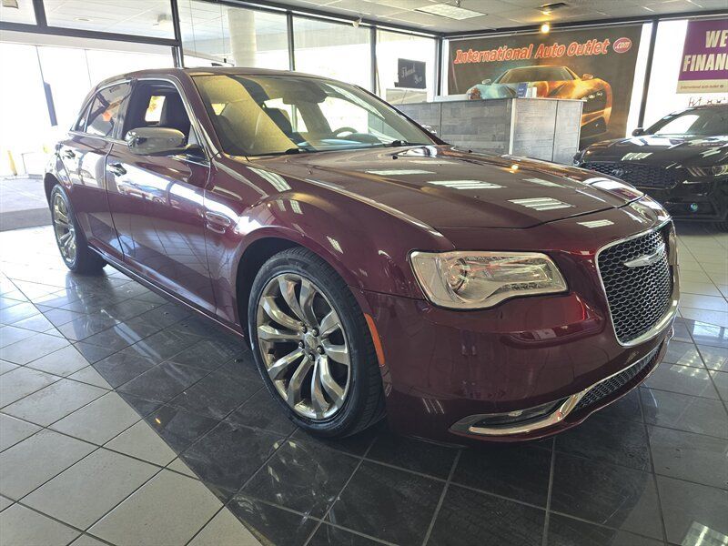 Used 2017 Chrysler 300 C w/ Harman/Kardon Audio Group RWD image 3