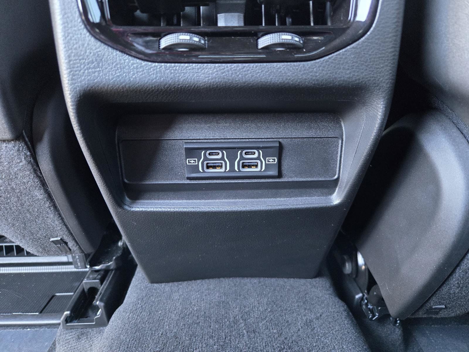 Used 2025 Jeep Grand Cherokee Laredo X RWD image 26