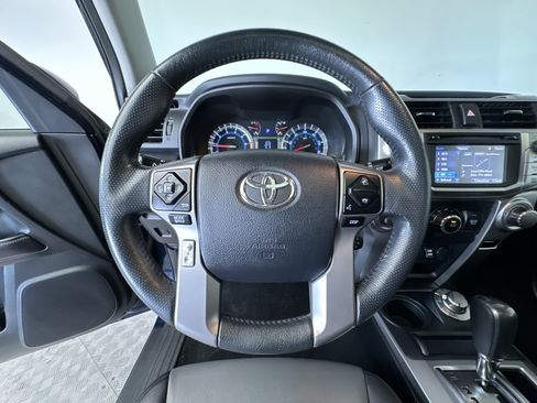 Used 2019 Toyota 4Runner SR5 Premium AWD/4WD image 16