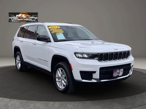 Used 2024 Jeep Grand Cherokee L Laredo image 1