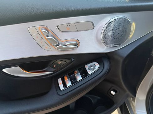 Used 2019 Mercedes-Benz GLC 300 4MATIC image 46