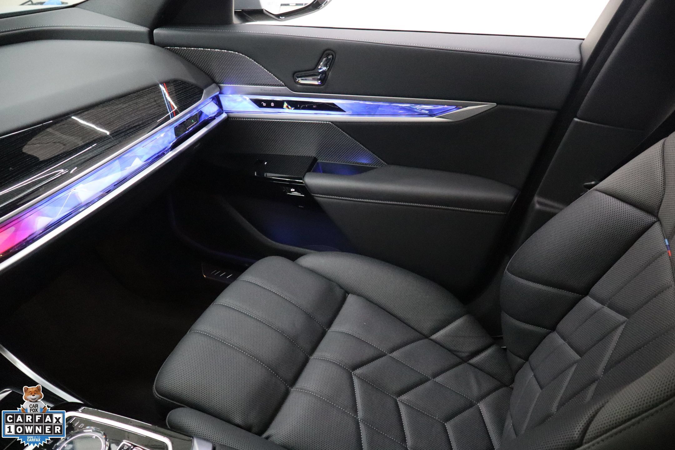 Used 2026 BMW 740i xDrive AWD/4WD image 36