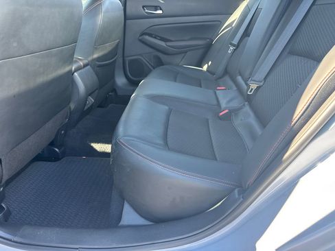 Used 2025 Nissan Altima 2.5 SR image 20