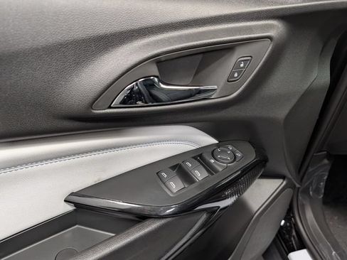 New 2026 Chevrolet Trax LT w/ Sunroof Package FWD image 15