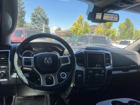 Used 2017 RAM 2500 Laramie w/ Convenience Group AWD/4WD image 12