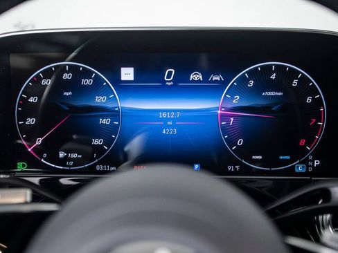 Used 2024 Mercedes-Benz E 350 4MATIC Sedan image 25