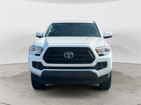 Used 2020 Toyota Tacoma SR image 8