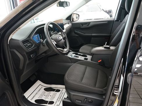 Used 2023 Ford Escape Active w/ Tech Pack #1 AWD/4WD image 25