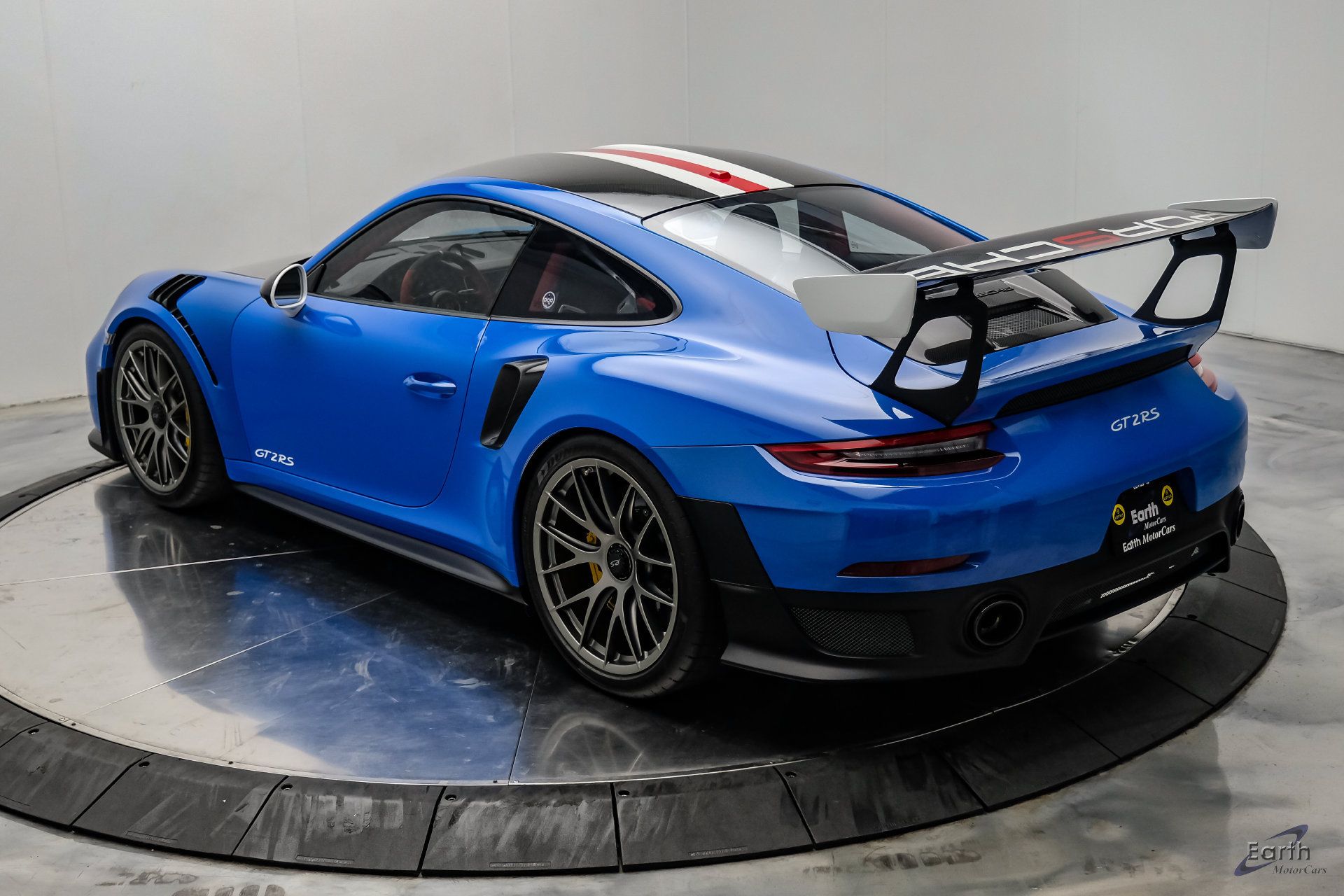 Used 2019 Porsche 911 GT2 RS RWD image 14