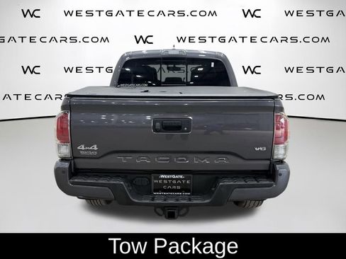 Used 2017 Toyota Tacoma Limited image 4