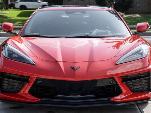 Used 2024 Chevrolet Corvette Stingray Premium Cpe w/ Z51 Performance Package RWD image 13