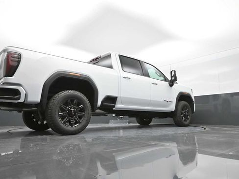 New 2026 GMC Sierra 2500 AT4 w/ AT4 Premium Plus Package image 39