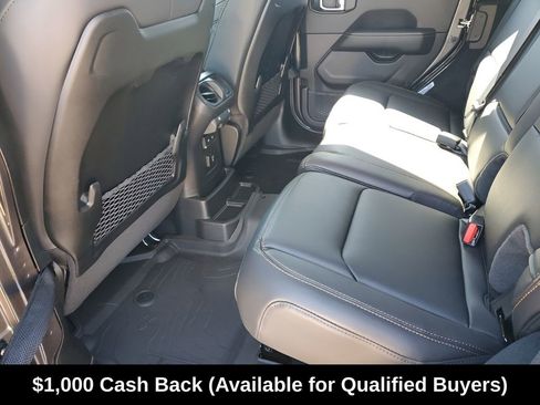 New 2026 Jeep Wrangler Sahara AWD/4WD image 23