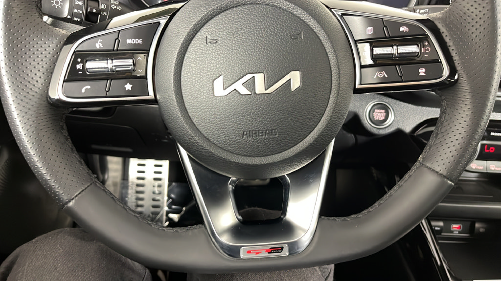Used 2024 Kia Forte GT-Line w/ GT-Line Premium Package FWD image 23