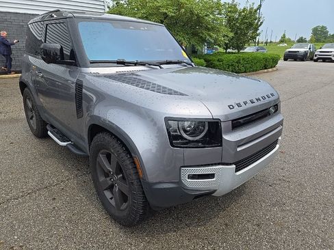 Certified 2022 Land Rover Defender 90 S AWD/4WD image 3
