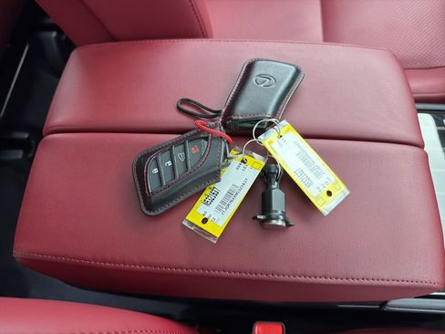 Used 2022 Lexus GX 460 Luxury w/ Off Road Package AWD/4WD image 41