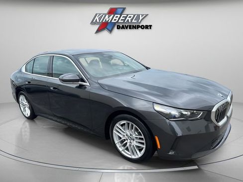 Certified 2024 BMW 530i w/ Premium Package image 7