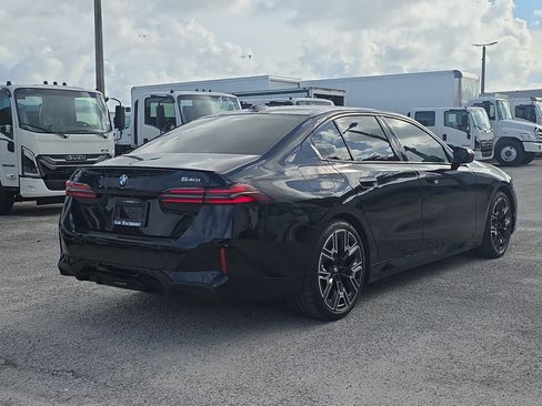 Used 2024 BMW 540i xDrive w/ Executive Package AWD/4WD image 7