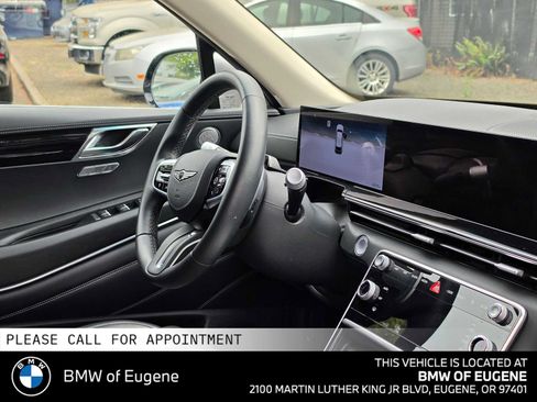 Used 2025 Genesis GV80 2.5T Standard AWD/4WD image 12