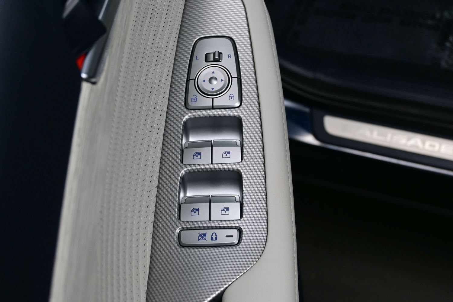 Certified 2024 Hyundai Palisade Calligraphy AWD/4WD image 10