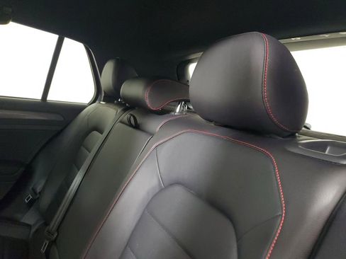 Used 2019 Volkswagen GTI Autobahn image 11