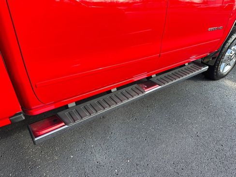 Used 2019 Chevrolet Silverado 2500 LT w/ LT Convenience Package image 13