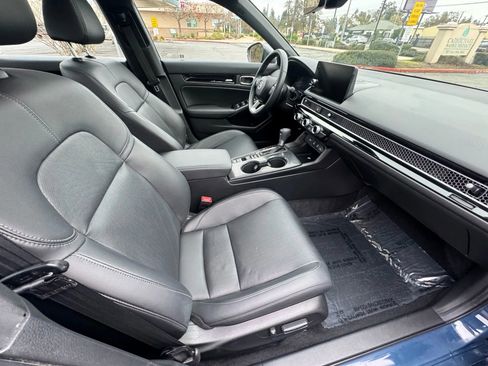 Used 2025 Honda Civic Sport Touring image 12