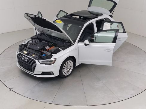 Used 2018 Audi A3 e-tron Prestige w/ Prestige Package FWD image 57