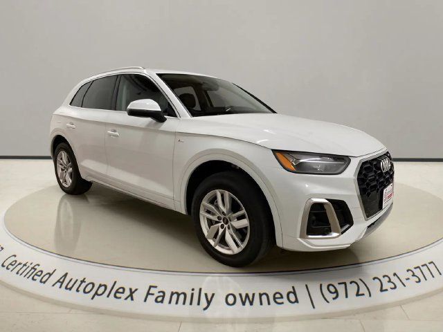 Used 2023 Audi Q5 2.0T Premium w/ Convenience Package AWD/4WD image 7