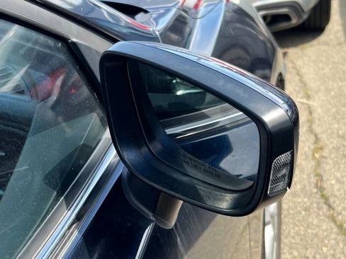 Used 2016 MAZDA MAZDA3 i Sport w/ Preferred Equipment Package FWD image 16