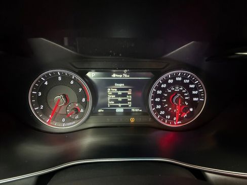 Used 2019 Genesis G70 2.0T Advanced w/ Sport Package image 19