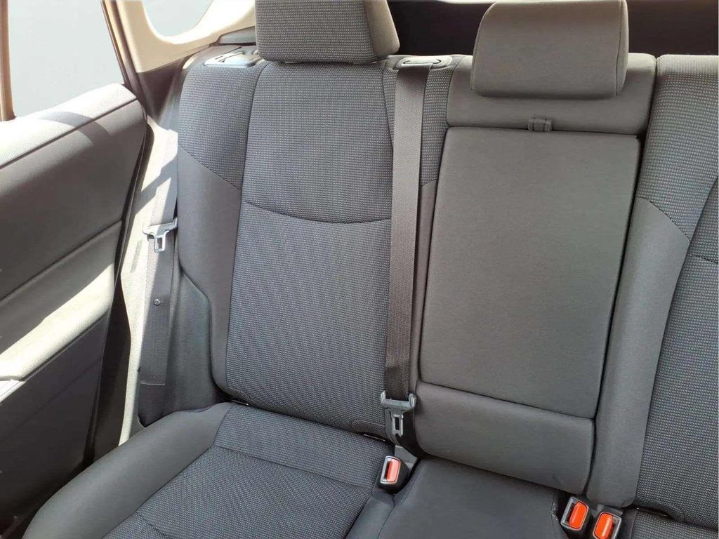 Used 2025 Toyota RAV4 LE AWD/4WD image 14
