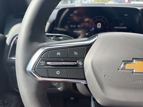 New 2026 Chevrolet Suburban Premier image 14