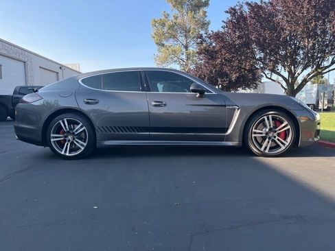 Used 2012 Porsche Panamera Turbo S image 38