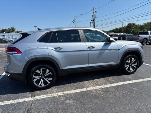 Used 2024 Volkswagen Atlas Cross Sport SE AWD/4WD image 7
