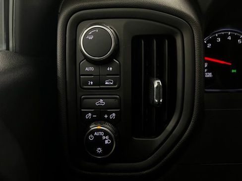 Used 2023 Chevrolet Silverado 1500 Custom w/ Rally Edition image 14